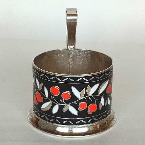 Подстаканник Клюква (черный фон, красные ягоды, бело-серые листья, посеребренный) - Ленинградская ювелирная фабрика, объединенная (1961-1969 гг.)